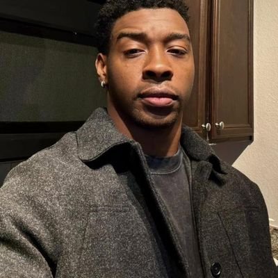 AngeloChri50912's profile picture. GA📍
Luke 6:35 ✝️
  "You decide when your journey
ends"