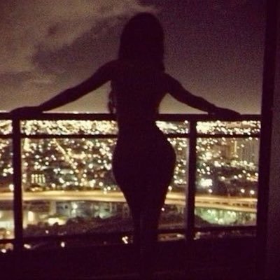 lobster_luvver's profile picture. femcel♀| 🐈‍⬛🎀🥭