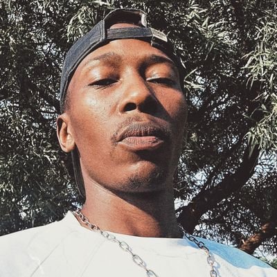 TeenSpiritGuide's profile picture. Mixed Media Artisan | Teen Spirit Guide | Digital Nomad