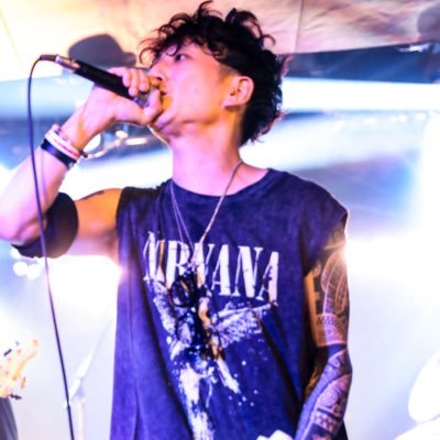 aka_yossy's profile picture. 激ロック載ったで！京都発のチンピラウドバンド@unlimitedxxsagaの歌って叫ぶサウナー。いつか絶対に武道館。プライベートなんはインスタ。https://t.co/dEjnKD36AW 野球は檻 フォローせんかい👊