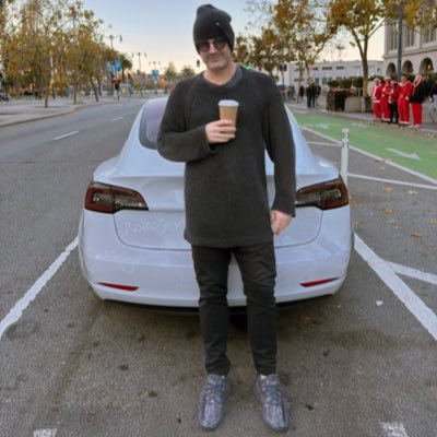 TimKentleyKlay's profile picture. Atomic animator & instigator

@hypr
@zoox
@wearecrayon
@xyzstudios