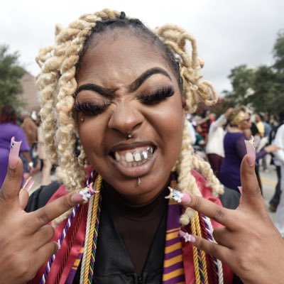 lexmilano's profile picture. they/them | pvamu alumna