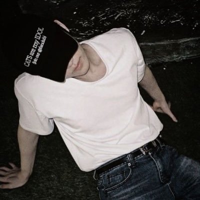 90qer's profile picture. 