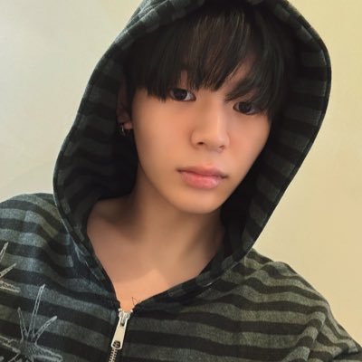 munseungs's profile picture. #김승민 #沈泉锐 #문정현 #릴리 #リノ