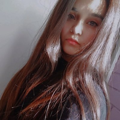 niallerismineok's profile picture. ✦ #booklover ♡ 🇨🇱