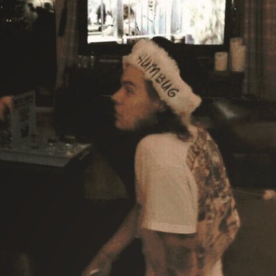 staybfics's profile picture. 