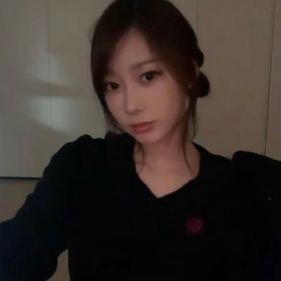 doucefla's profile picture. 