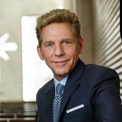 ScnCrimeWatch's profile picture. 🛸☠️🏴‍☠️ CO$ = ORGANIZED CRIME. SEA ORG IS HUMAN TRAFFICKING. ALL POSTS ARE RELIGIOUS SCRIPTURE. WOMEN CHAINED AT FLAG BASE