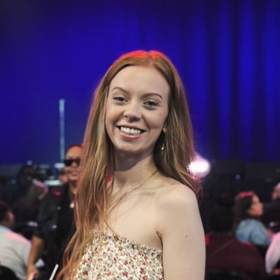 Courtrenaaaa's profile picture. gemini