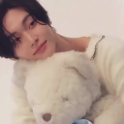 riize555's profile picture. ねこちゃんといし🪨🎸