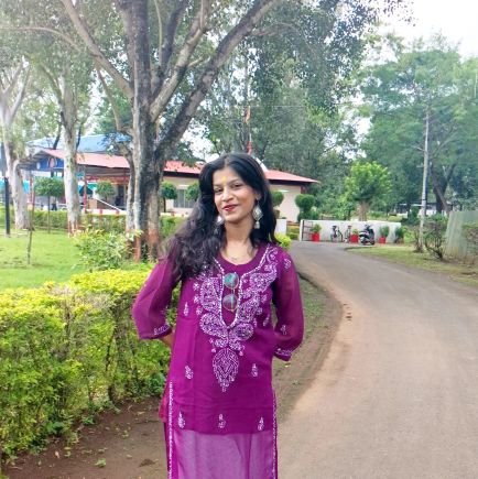 Shegotnochill_'s profile picture. abse ye account use karungi bhaiyo behno ! main acc isn't in my use anymore