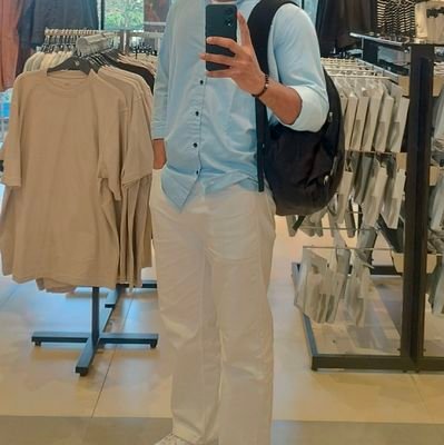 Amol_shelke09's profile picture. 21| Frontend Developer @HomeDotLLC | ex sde intern @skilzen | Self-learner | Javascript✨| open for tech opportunities.

Github: https://t.co/1u4HvtW4nx