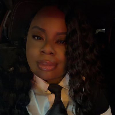 luvzeeee's profile picture. RN 🩺