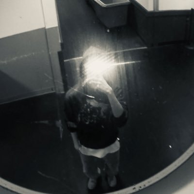 reeno71289's profile picture. 