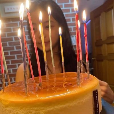 creeamsoup's profile picture. personals. for #cortis 🤍