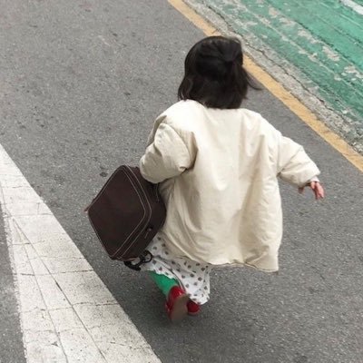 ginwithjin_'s profile picture. welcome to my daily whines