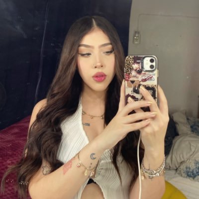 fernandagmzzz's profile picture. 