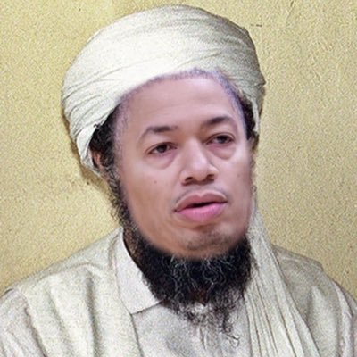 hooplifemike's profile picture. #ClipperNation #RaiderNation (as crazy as it sounds)