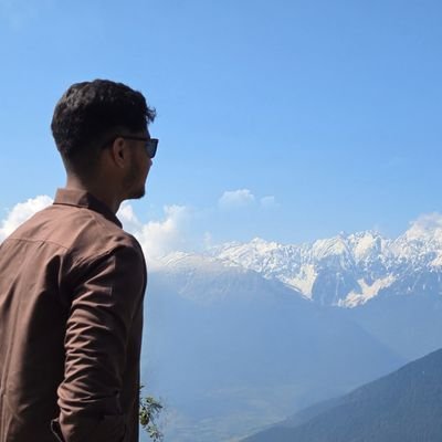 Rajdipdutta07's profile picture. Just a normal guy writing code... living life !!🚩