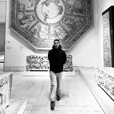 Ramon_N90's profile picture. Reckless, relentless, and madly in love with art.
.
My Brushes & Art Process: https://t.co/BnLHBDbrV4
My Book: https://t.co/KIrahY0Qq3