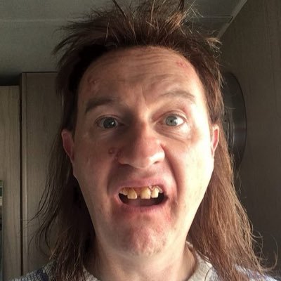 SmoggieDave20's profile picture. Lecturer. against injustice. against corrupt politicians