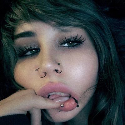 miztressamanda2's profile picture. Kinky