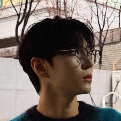 leoforlu's profile picture. '05 | ★ 鹿安宁 / 노아 .ᐟ 𝗲𝘀𝘁𝗽-𝘁 • 𝗴𝗲𝗺𝗶𝗻𝗶 ♊︎  | he/him ~ muse/starlight |