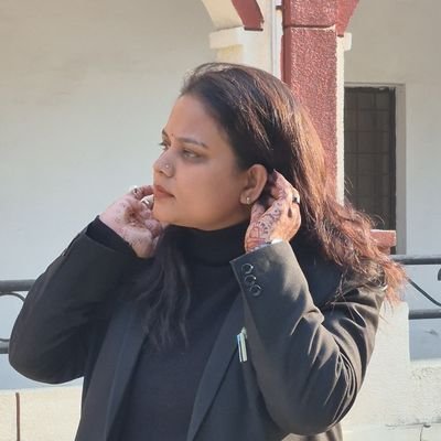 imsweetiee's profile picture. cake me on 27th may..here to express my views. if u dnt agree den keep it to urself. bold aggressive talkative rigid..