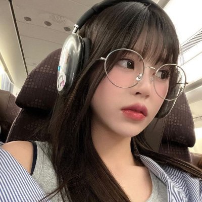 clemviers's profile picture. ✿  ֢  🐹  ba area 𝃲  🍈brewed slowly, felt deeply ♡ こーひーの あいだに しずかな まほう