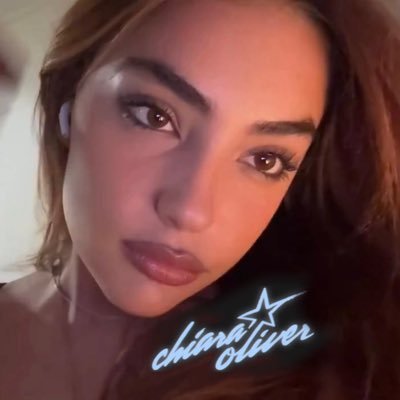 stlaxvenir's profile picture. todo en la vida es locura salvo el placer | blablista radical | a veces dibujo | @stlabrown