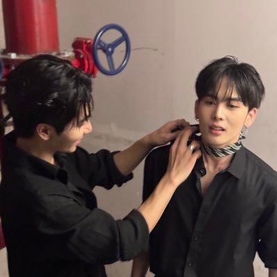 w2koko5's profile picture. 🇻🇳 | @perthppe @Ppsanta | cherish the moments they spend together ˖˚📷 ༘ ⋆