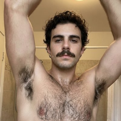 FlanaganMaxfarm's profile picture. Farmer, gay, nice guy