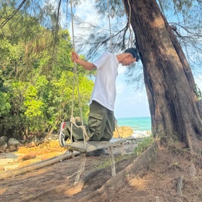 LakasekDrianish's profile picture. “WE ALL BREKMOKK IN SOMEONE STORY”