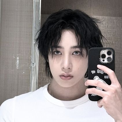 huntermangeo's profile picture. ౨ৎ my brain: work / my heart: Hunter
@xikers_official #hunter #헌터 #ฮันเธอร์