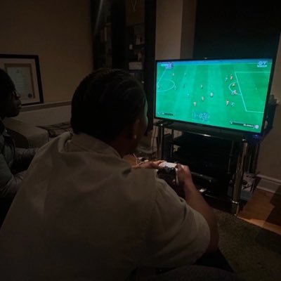 ninessevenn's profile picture. Random mix of numbers and players - occasional half arsed analysis