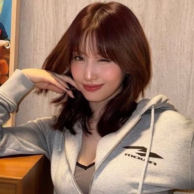 widdywaddywoopy's profile picture. 08:27 || restarting || working arki student || #archivetwt #arkitwt #lifetwt