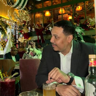 hugosalazarBo's profile picture. Veedor Nacional @soyrenaciente // Abogado //Musico //Afrocolombiano //Opiniones personales.🇨🇴