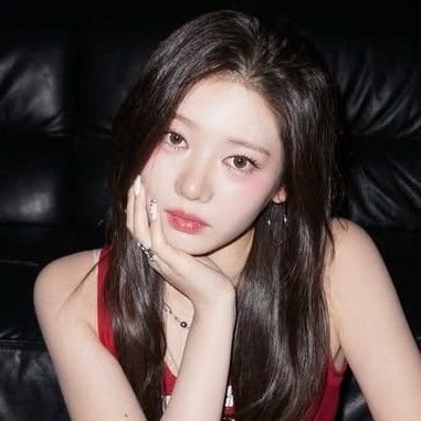 Rcralee's profile picture. shines brightly like an aurora.