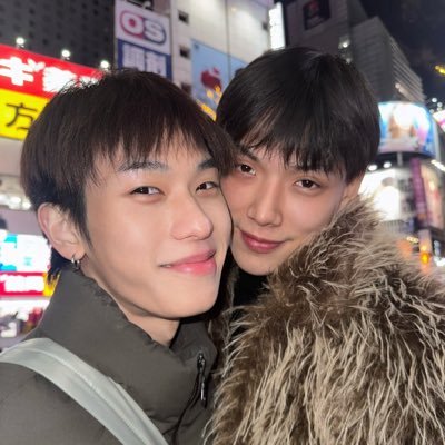 chxbkinwyteyw's profile picture. รักที่ดีคือรักต้าห์อู๋ออฟโรด 🙂‍↔️💯💓 #นับดาว⭐️🫰🏻 พยานรัก 2gether 2ys 2night✌🏻❤️