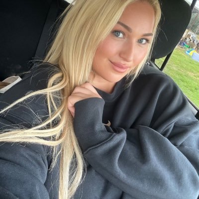 JonathanBaze1's profile picture. 𝟭𝟳 Following • 𝟮𝟬.𝟮𝗞 Followers  Fanpage. Follow back and say hi .