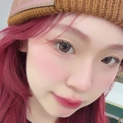 aylinxzl's profile picture. 𝒇𝒓𝒐𝒎 𝒕𝒉𝒆 𝒔𝒕𝒂𝒓𝒔 ✯ tknur