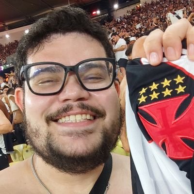 @Tua imensa torcida é infeliz◤✠◢
