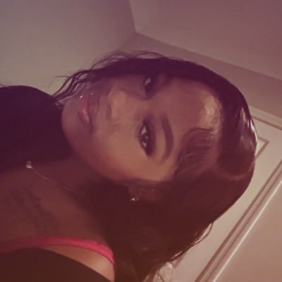 laylay2raww's profile picture. IG// @Jalaiyamonaee