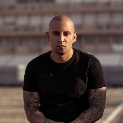 sbucoza10's profile picture. what doesn't kill you, makes you TSONGA🤣😂😅