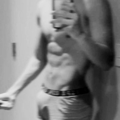 pornomio_'s profile picture. subiendo todo el porno que tengo en mi galería XD Telegram: onlineandhot 2.0