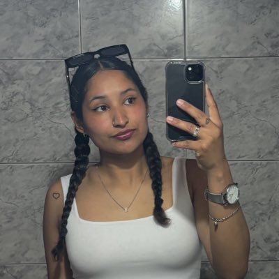 EliMiranda_01's profile picture. Mi abuela y mi primo , mis Ángeles./ La Plata.