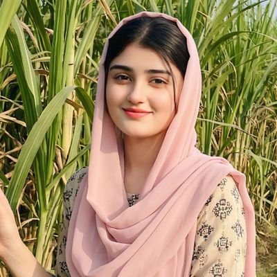 geo786_'s profile picture. 100% FB 💯
Pure heart, good intentions ♠️
Nights are mine, dreams are yours ✨