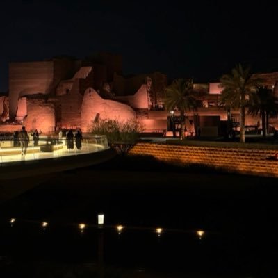 UsernameMaha's profile picture. 