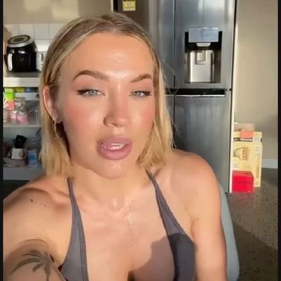 Stella083350985's profile picture. → https://t.co/xsslLGm67r