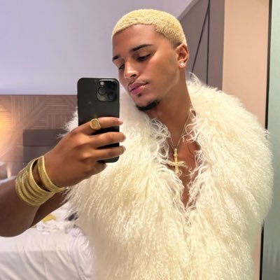 Dariu$ Winslow Profile